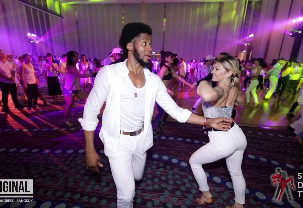 Salsa Play Time! Pasión Thursdays 5